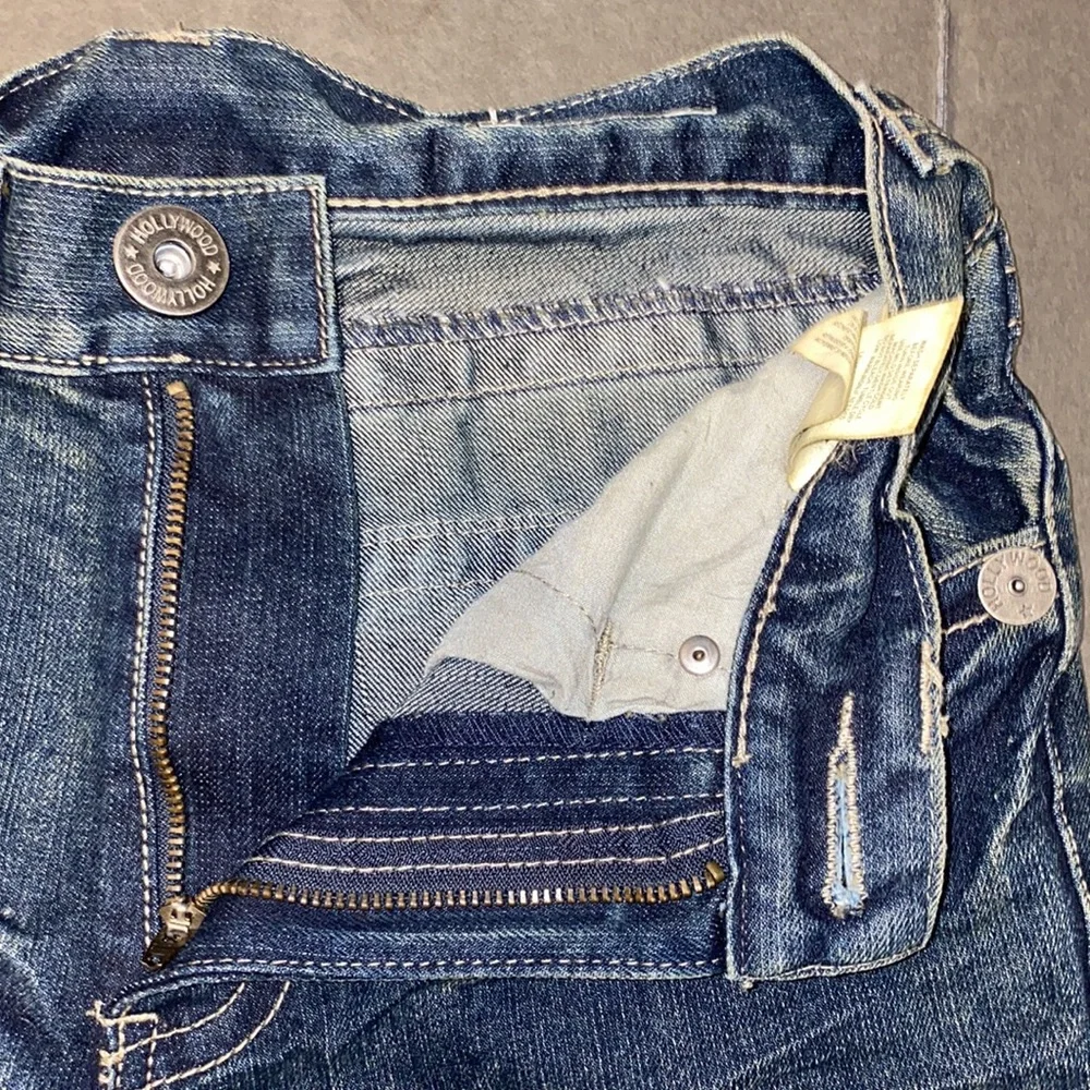 Hollywood The Jean People Size 16 Low Boot Cut Faded Denim Jeans - Picture 10 of 14